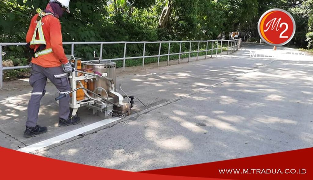 Apa Kandungan dan Bahan Marka Jalan Thermoplastic